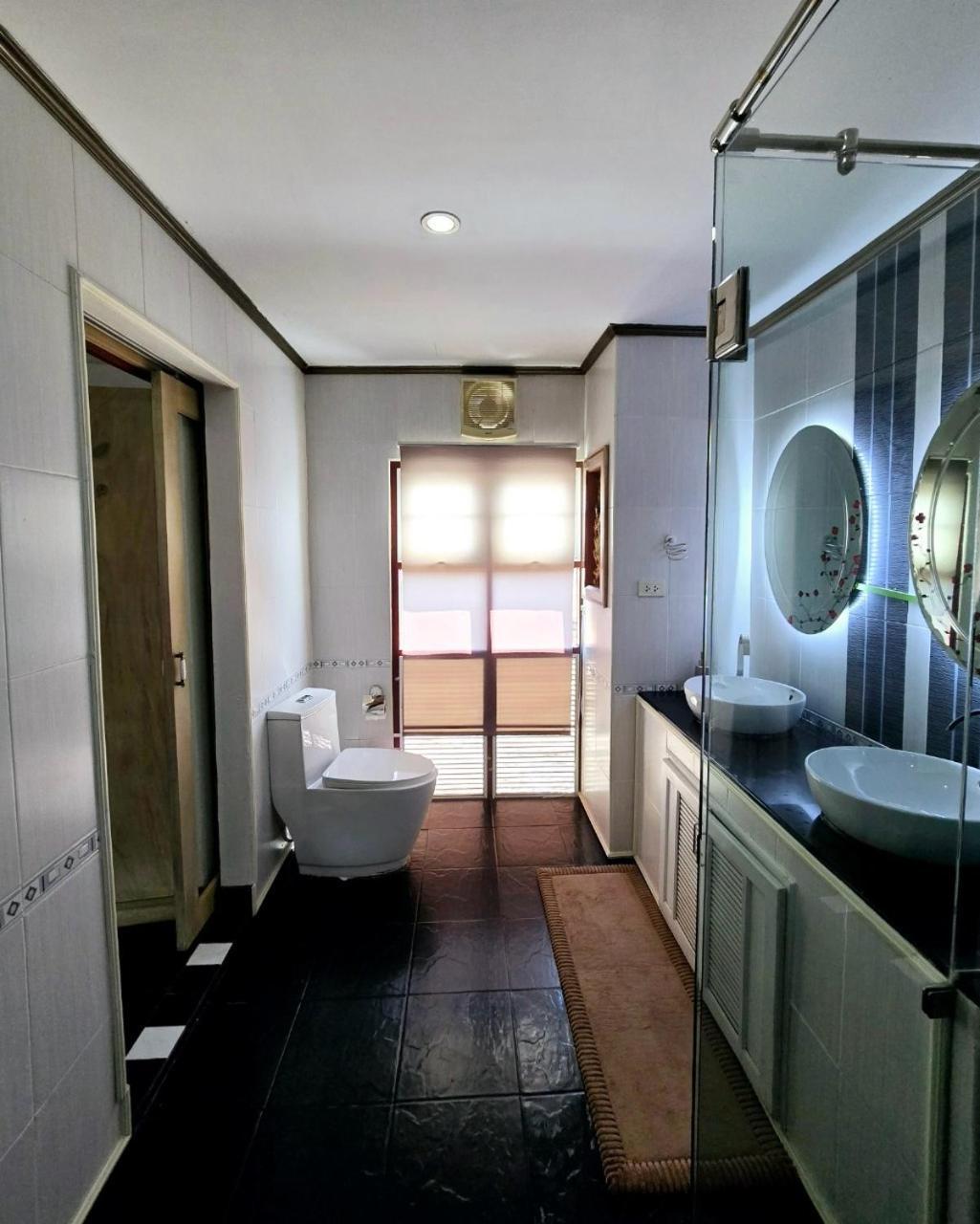 Olivier Boutique Hotel Чиангмай Екстериор снимка