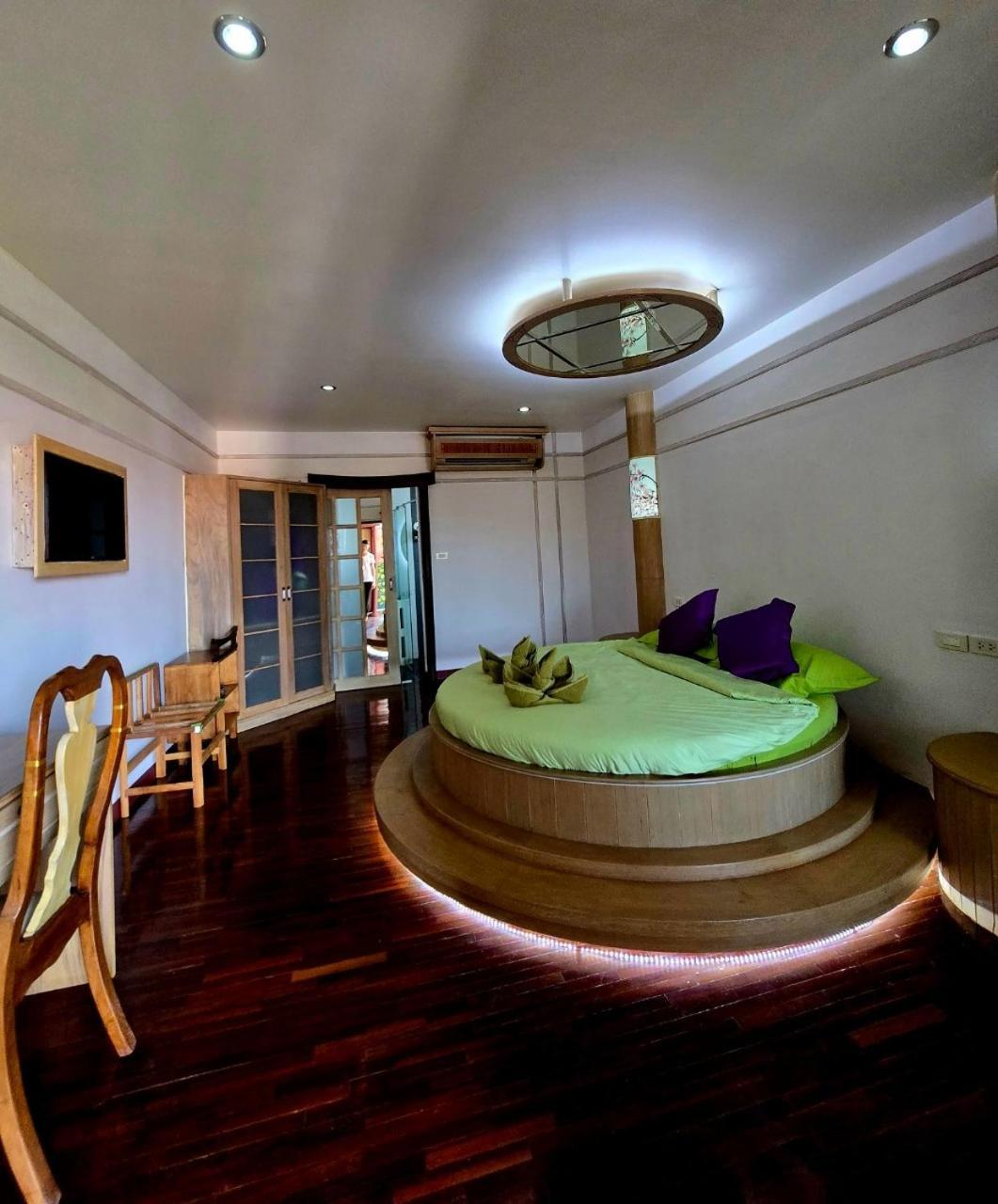 Olivier Boutique Hotel Чиангмай Екстериор снимка